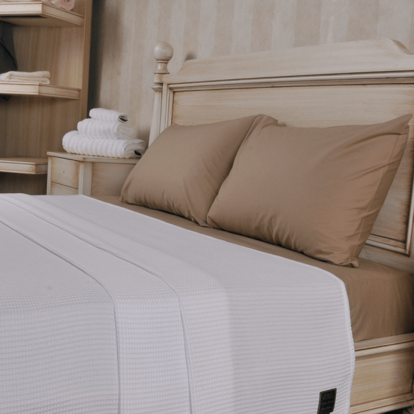 texture pike tak m white