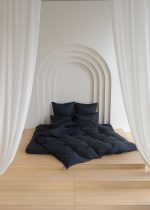 BLACK BRILLIANT GRASS