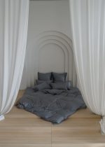 GREY BRILLIANT GRASS