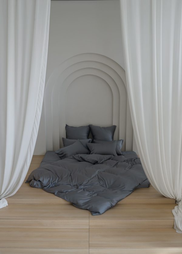 GREY BRILLIANT GRASS