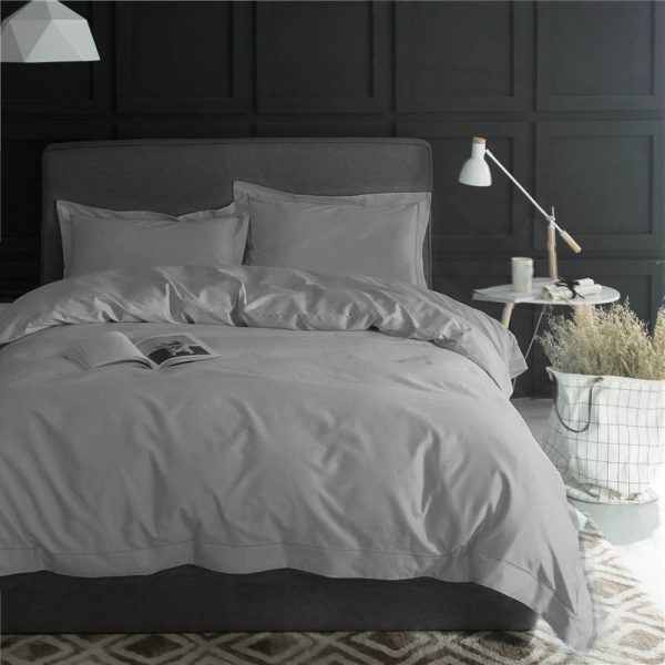 постельное-белье-сатин-светло-серый